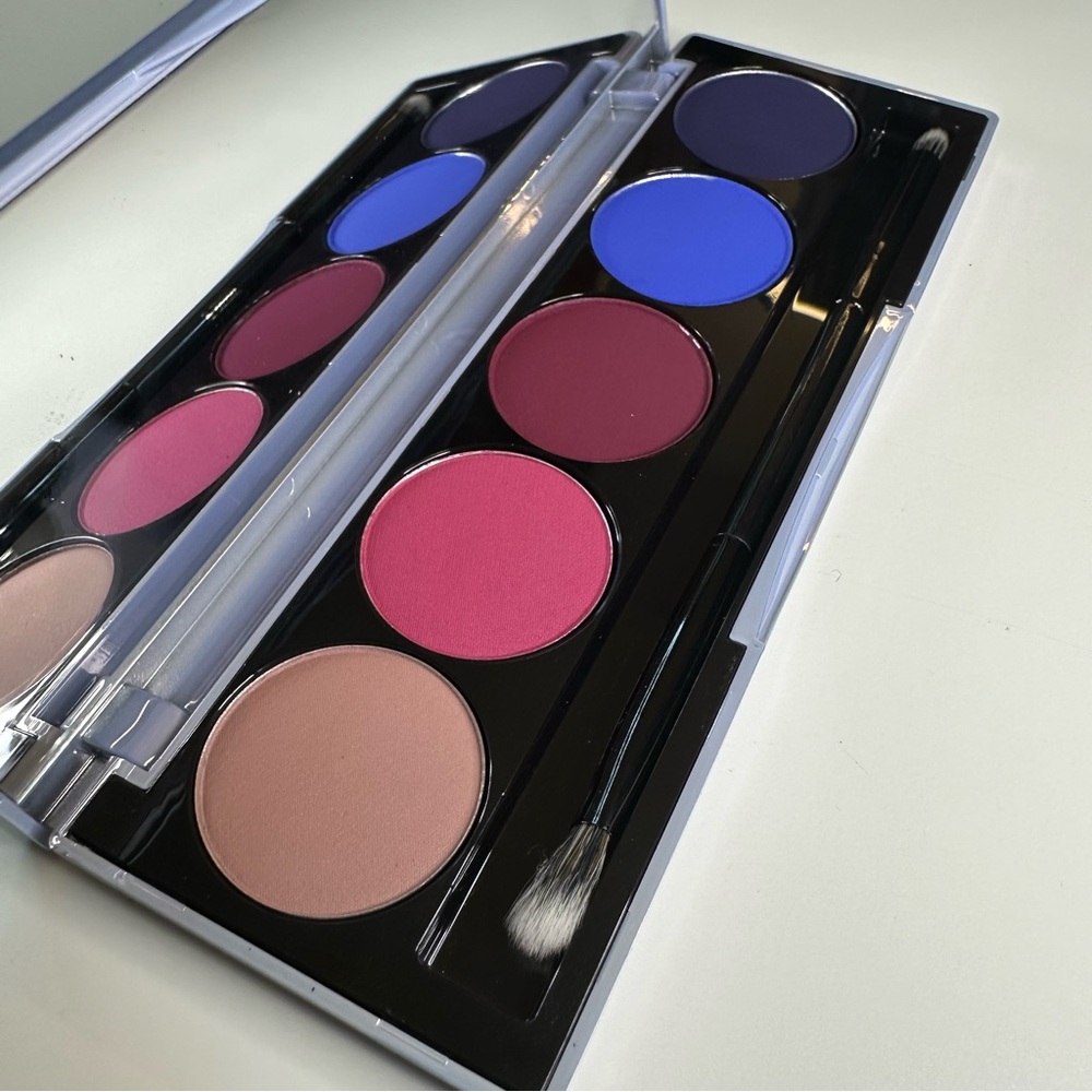 New Dose of Colors Snow Angels Eyeshadow Palette